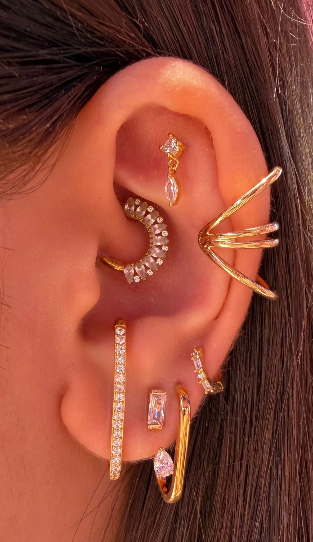 Boucles D'oreilles Pendantes Dorées Roses Rouges Strass 32 Mm